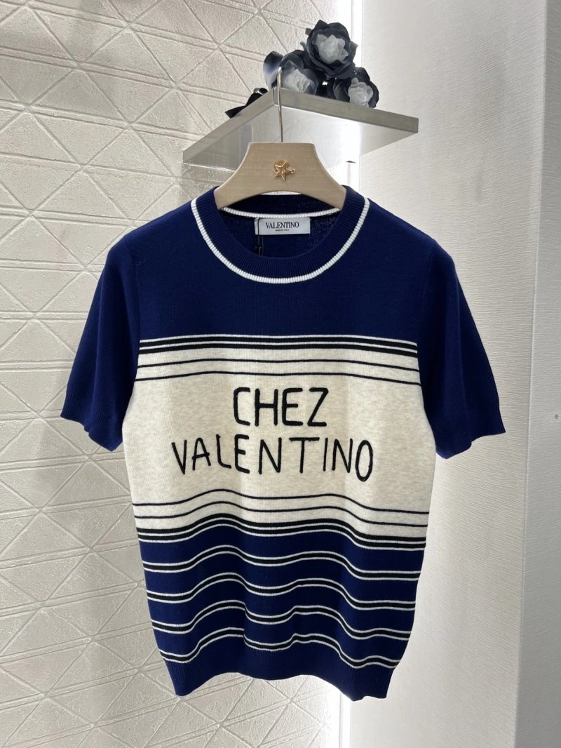 Efficient Valentino T-Shirts 174251