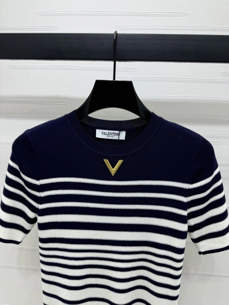 Valentino T-Shirts Lightweight 174233