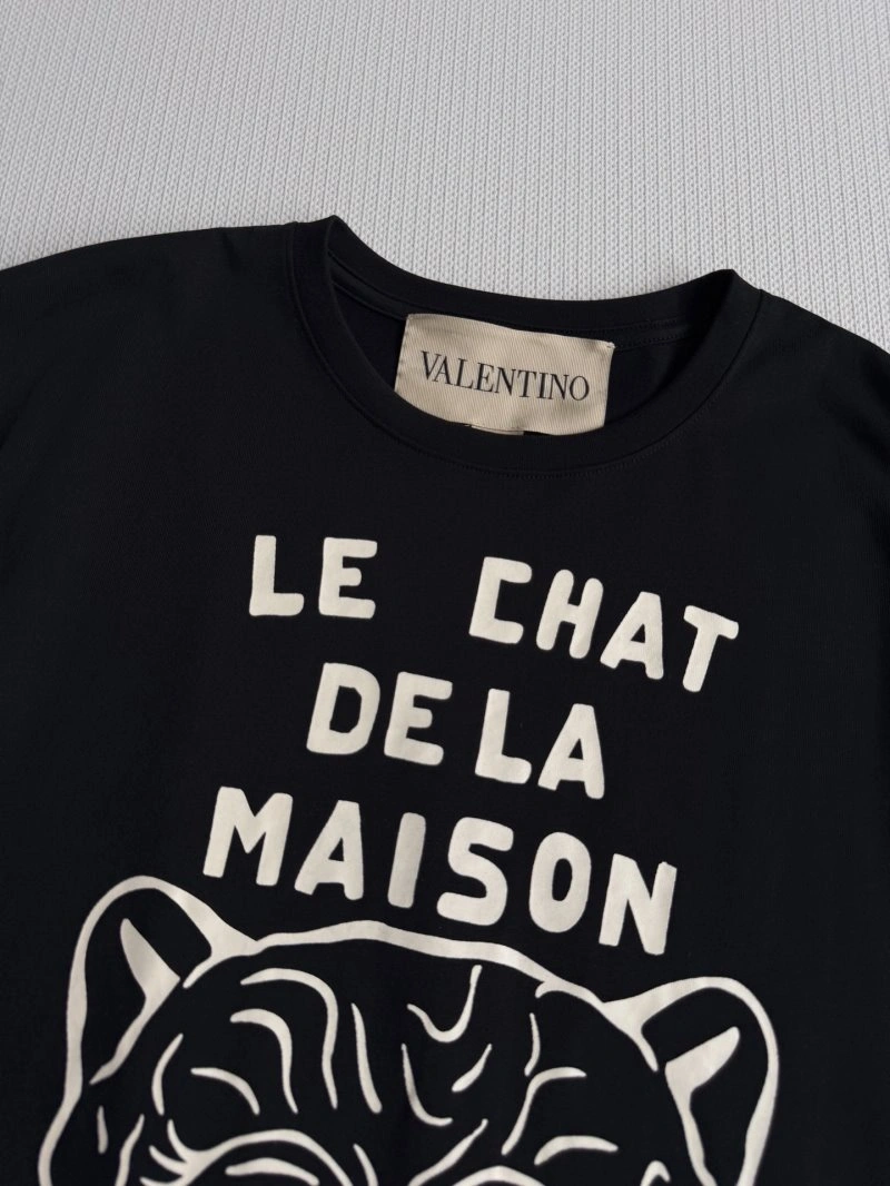 Vibrant Valentino T-Shirts 174227