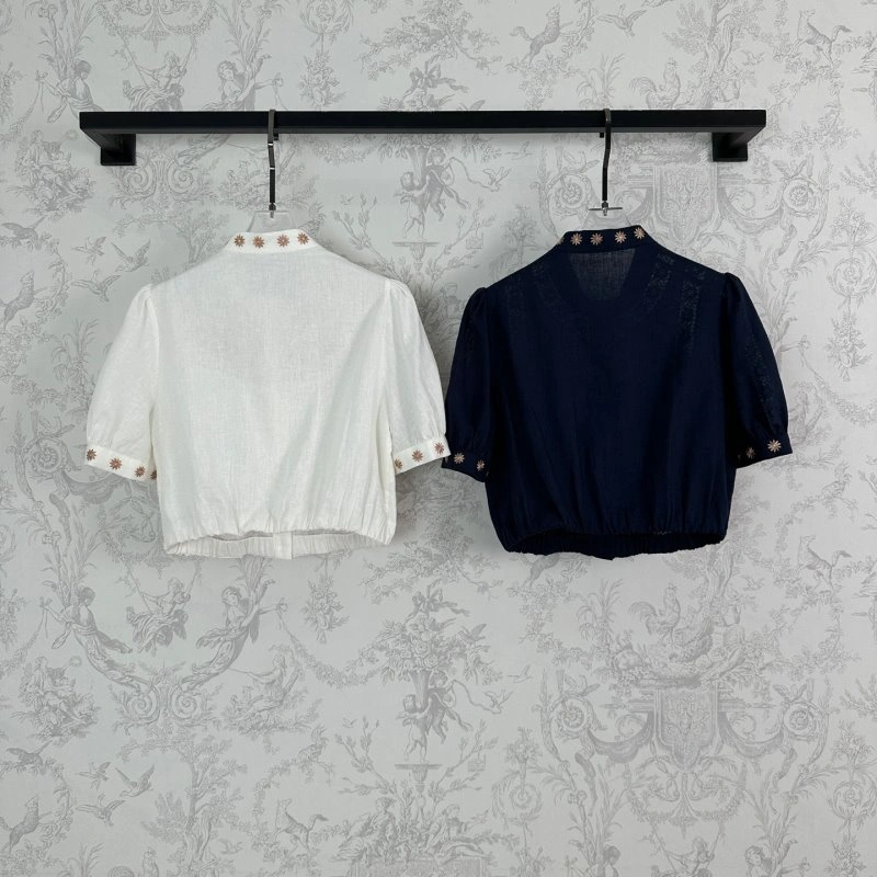 Reliable Valentino T-Shirts 174237