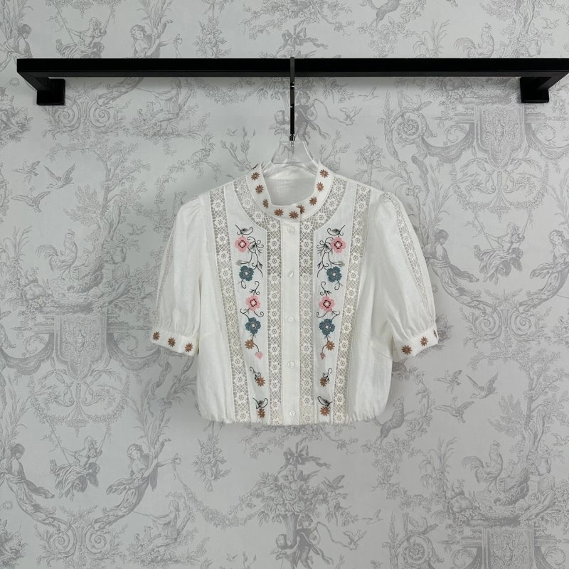 Reliable Valentino T-Shirts 174237