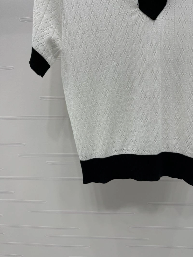Snug Valentino T-Shirts 174552
