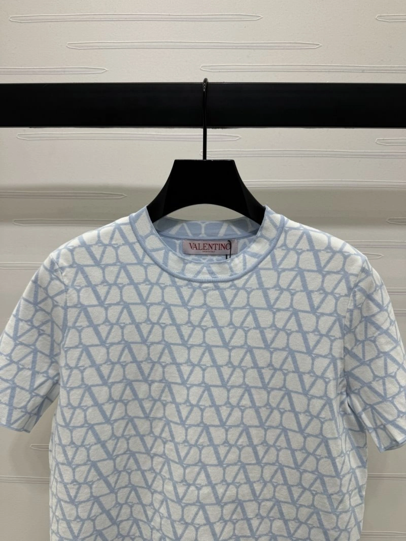 Bright Valentino T-Shirts 174538