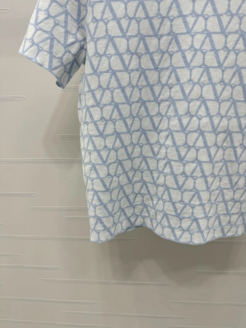 Bright Valentino T-Shirts 174538
