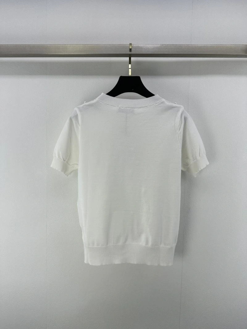 UrbanChic Valentino T-Shirts 174151