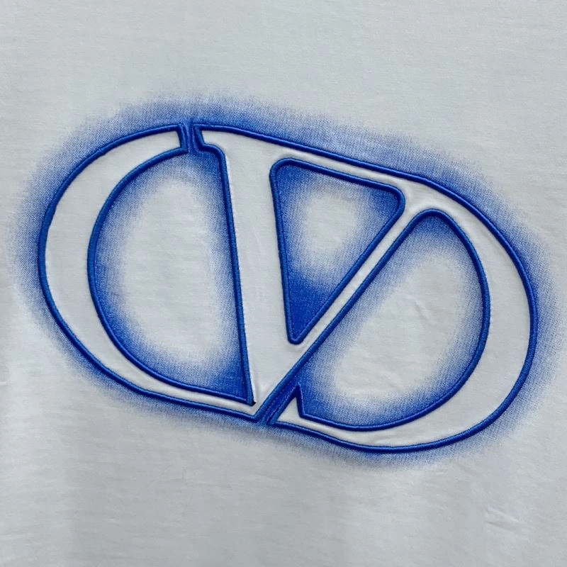 Effortless Valentino T-Shirts 174824