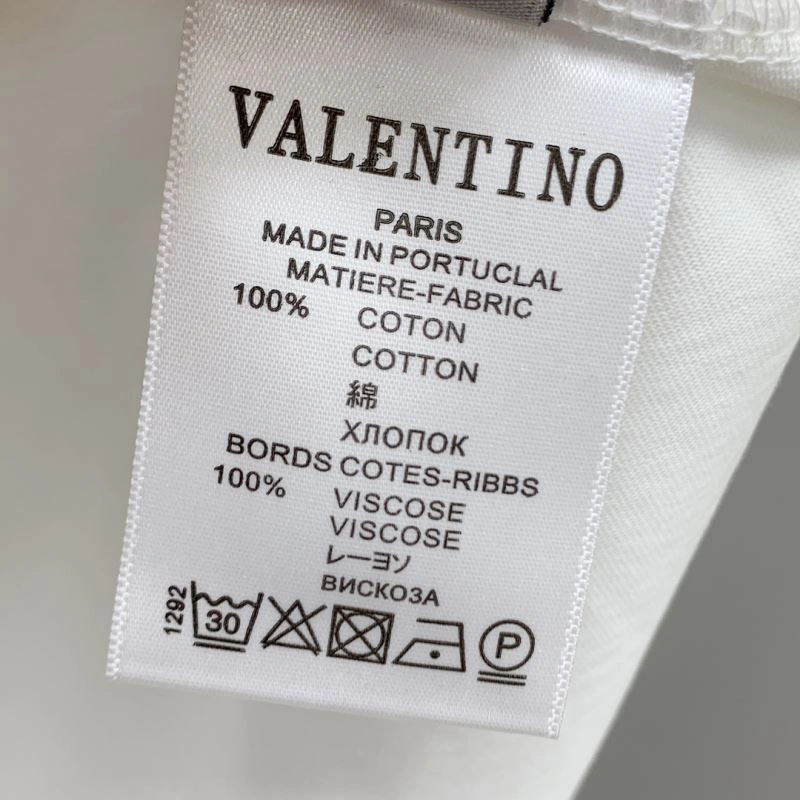Effortless Valentino T-Shirts 174824