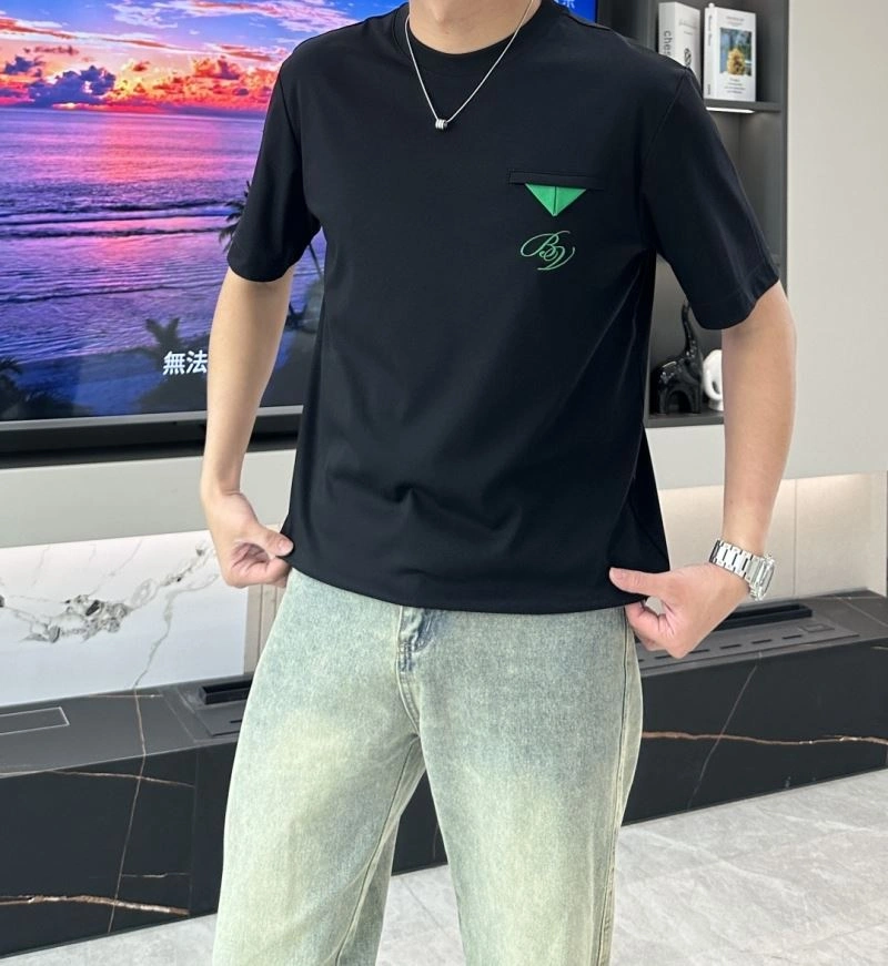UrbanStyle Valentino T-Shirts 174823
