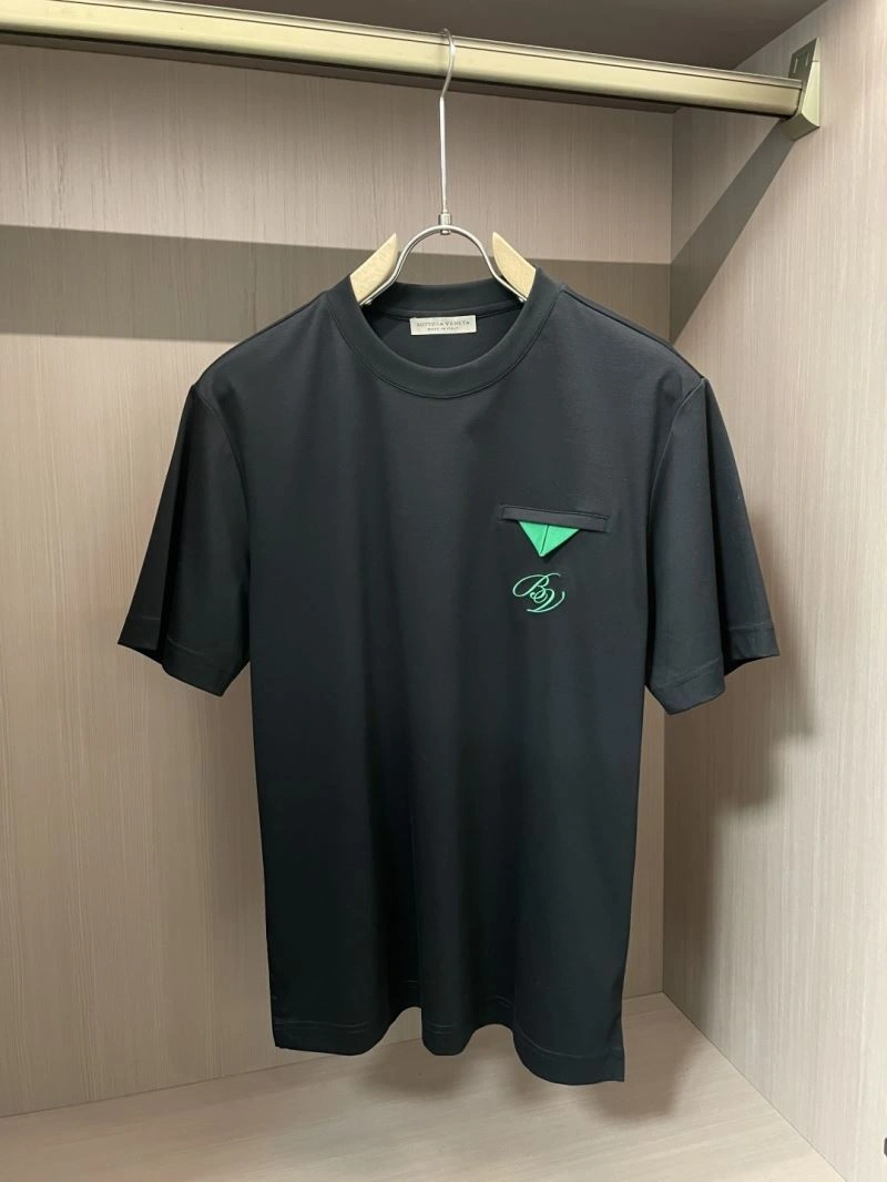 UrbanStyle Valentino T-Shirts 174823