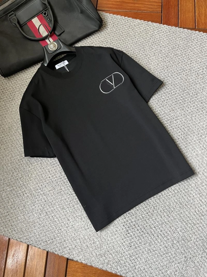 AllSeason Valentino T-Shirts 174813