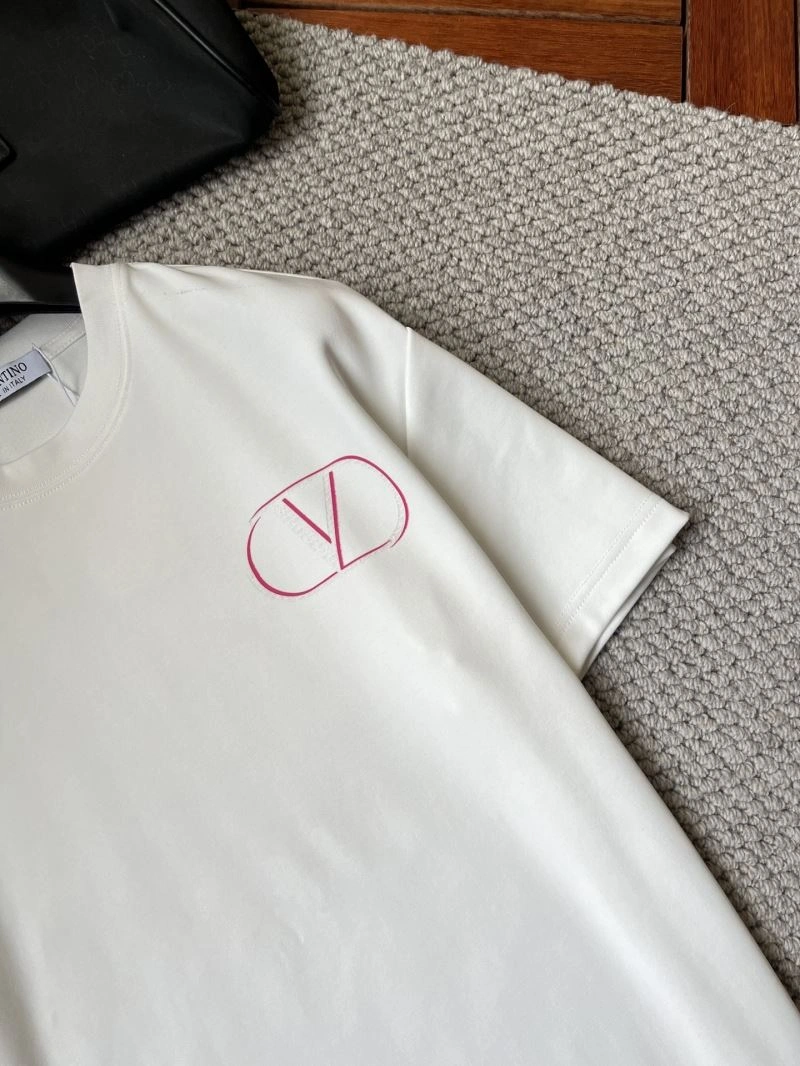 AllSeason Valentino T-Shirts 174813