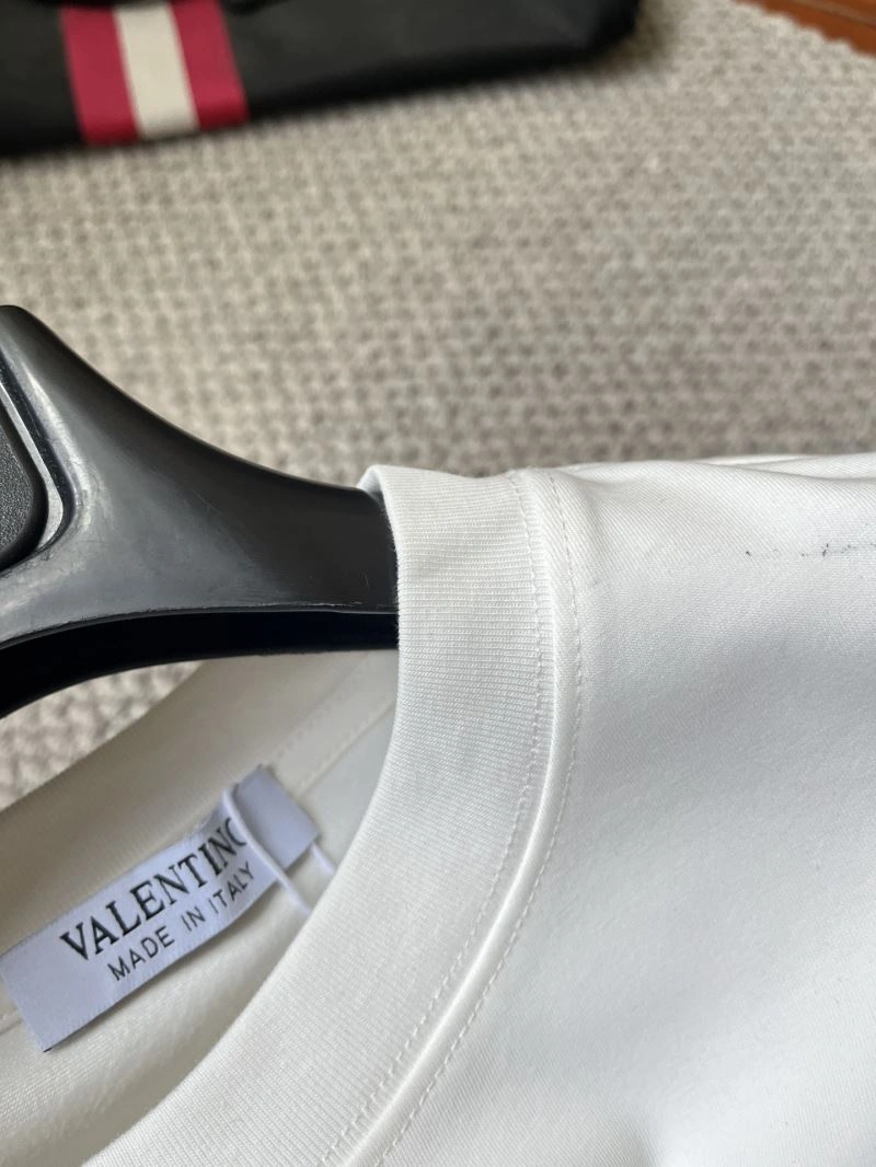 AllSeason Valentino T-Shirts 174813