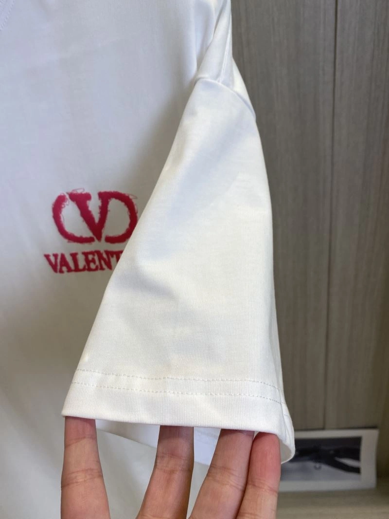 Affordable Valentino T-Shirts 174816