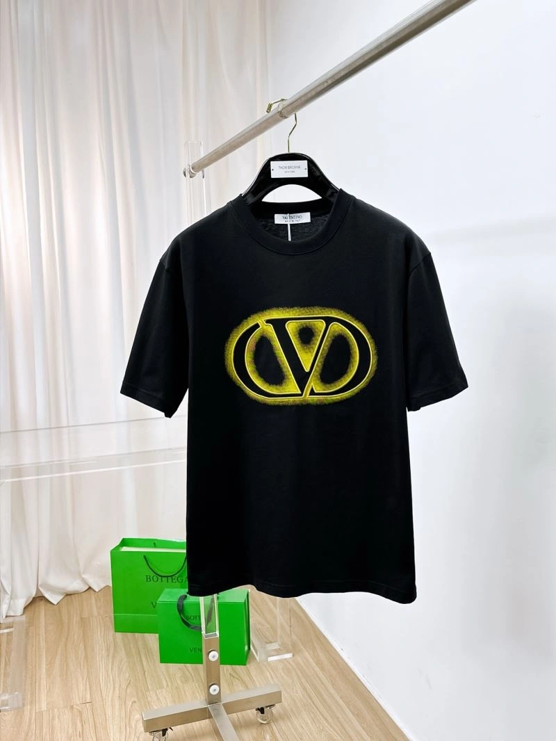 Valentino T-Shirts Refined 174810