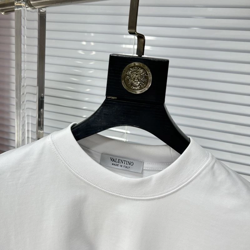 Sleek Valentino T-Shirts 174804