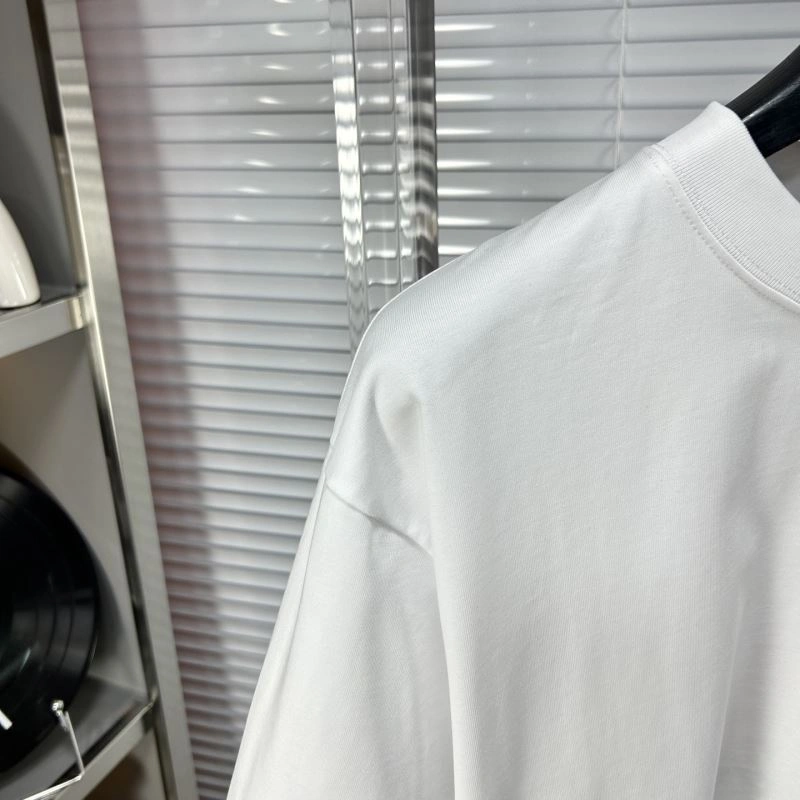 Sleek Valentino T-Shirts 174804