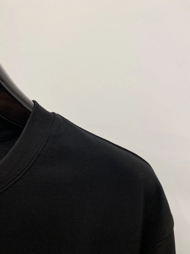 ModernLook Valentino T-Shirts 174785