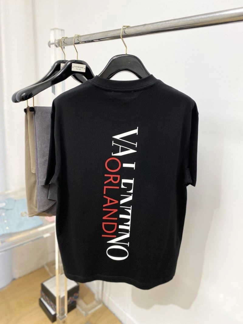 ModernLook Valentino T-Shirts 174785