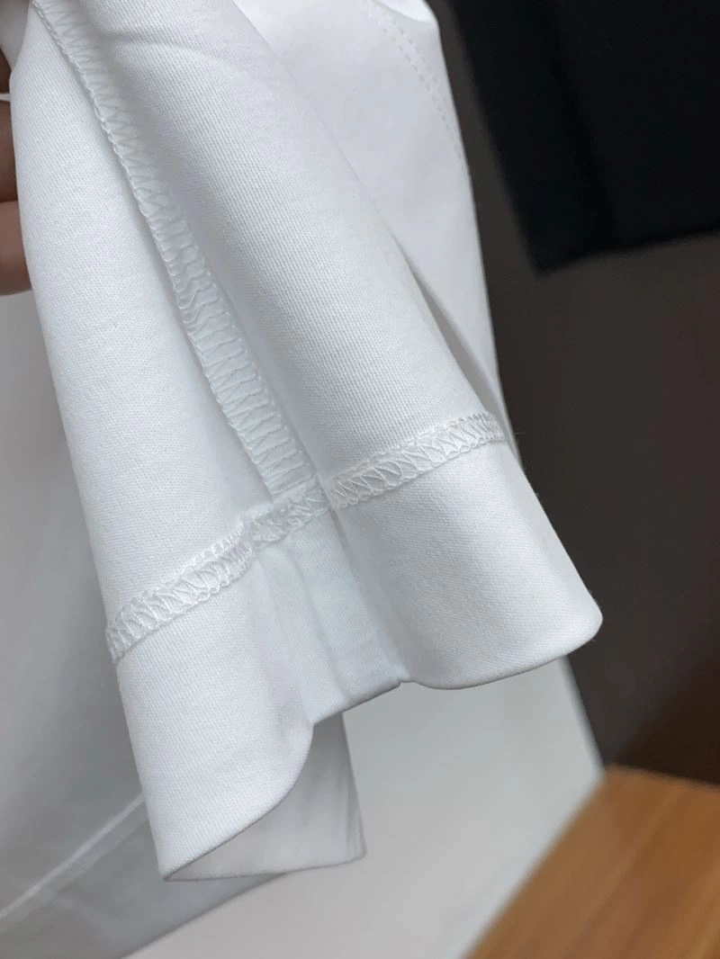 Valentino T-Shirts ModernLook 174730