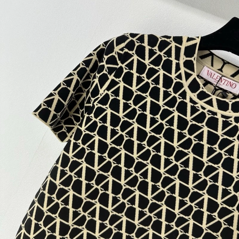 Valentino T-Shirts Snug 174493