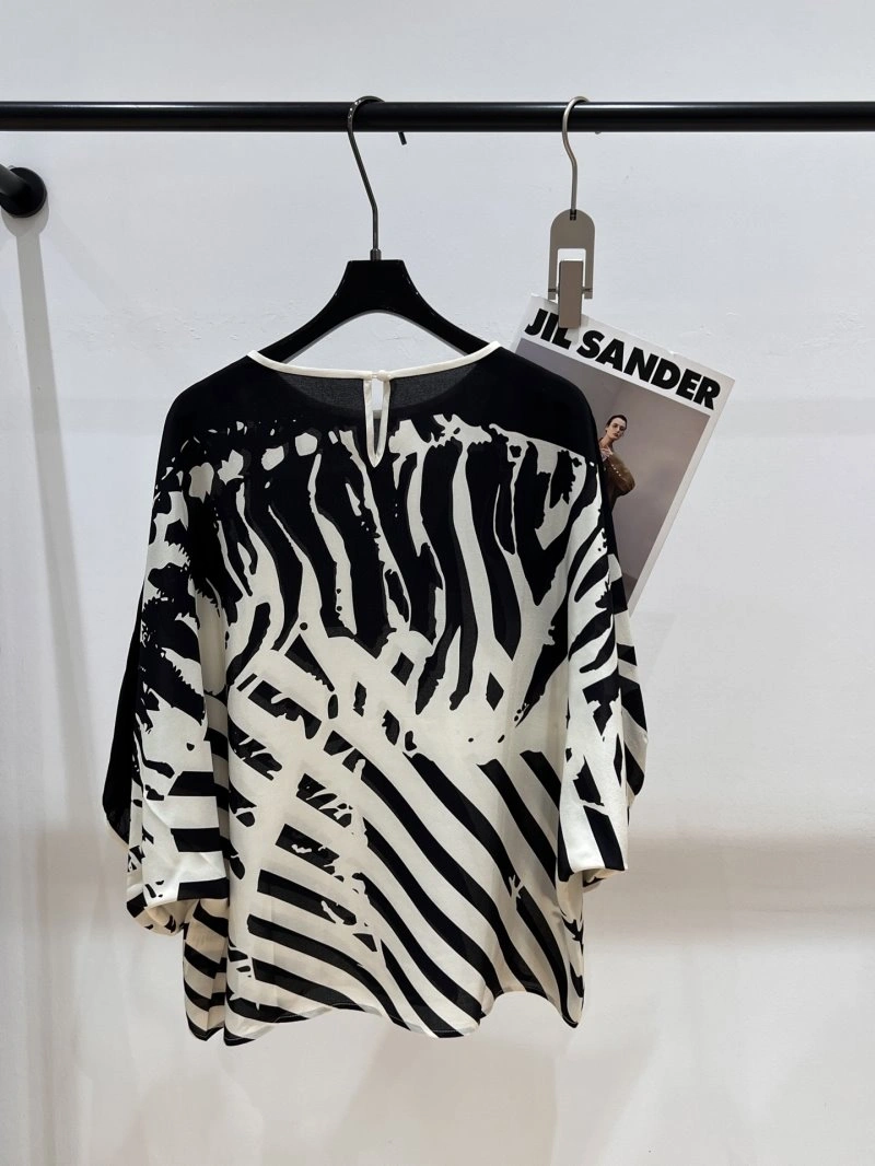 Unique Valentino T-Shirts 174440