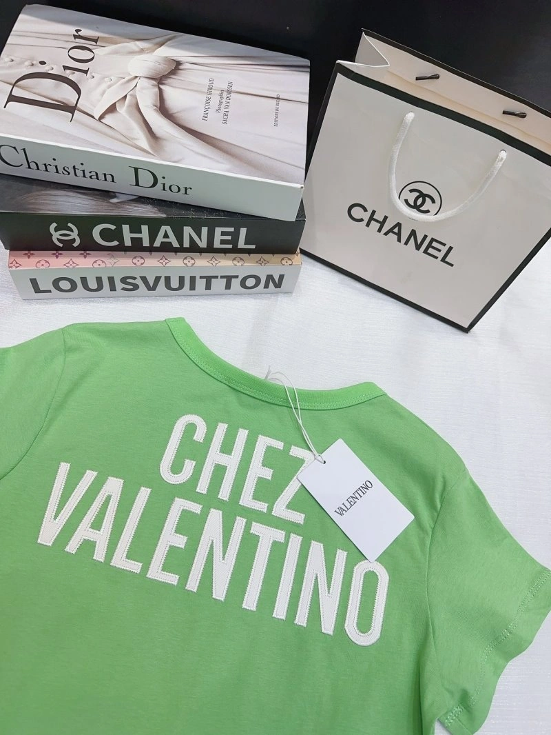 Valentino T-Shirts Elegant 174433