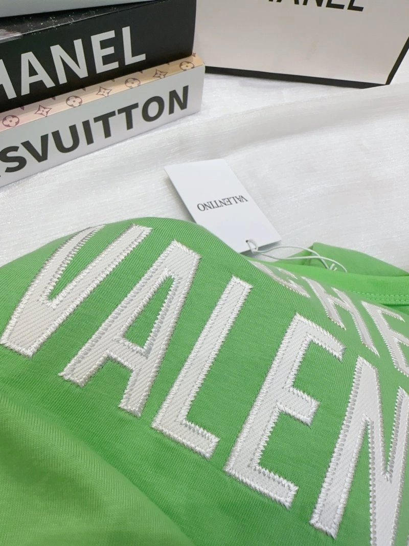 Valentino T-Shirts Elegant 174433