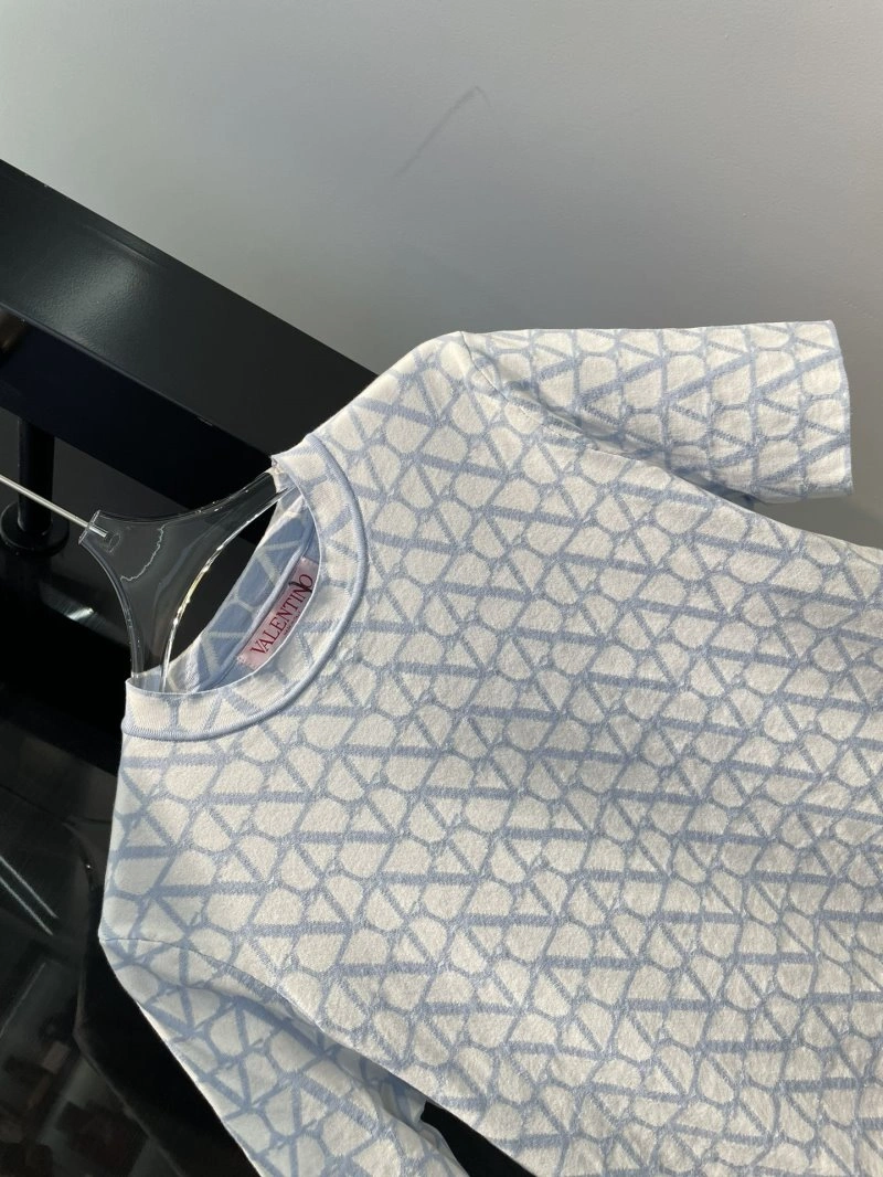 Upgraded Valentino T-Shirts 174428