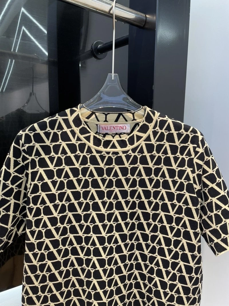 Valentino T-Shirts FlexibleFit 174426