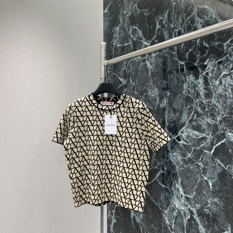 Contemporary Valentino T-Shirts 174393