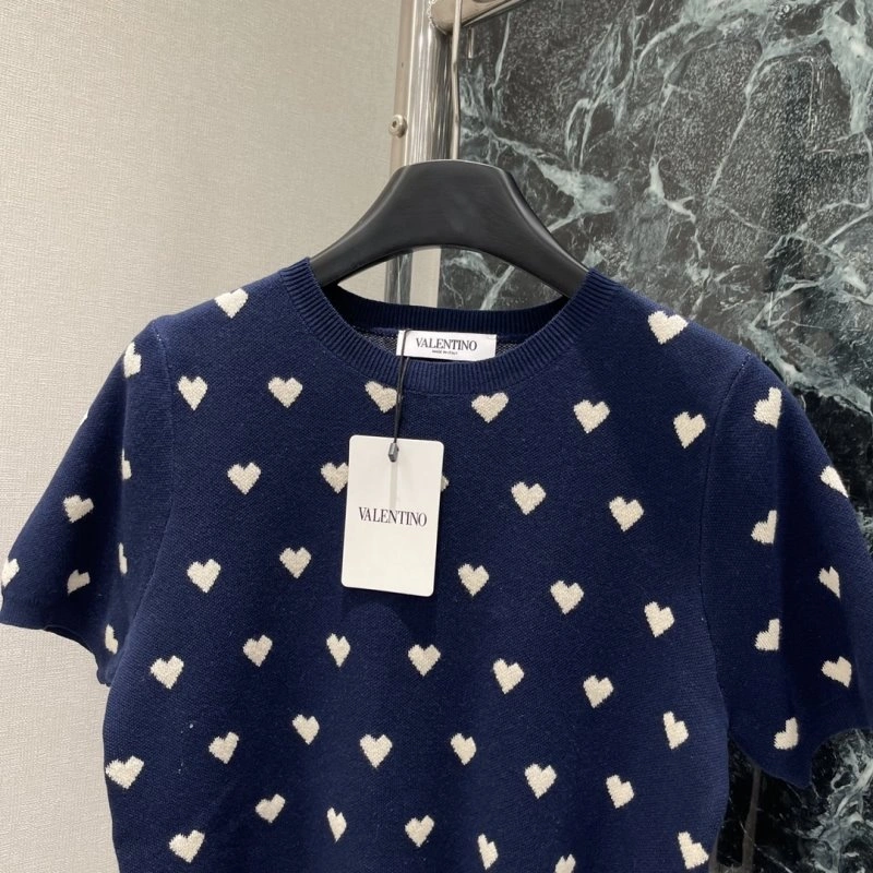 Neat Valentino T-Shirts 174389