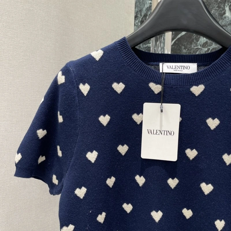 Neat Valentino T-Shirts 174389