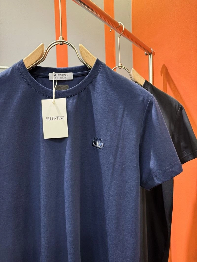 Popular Valentino T-Shirts 174707