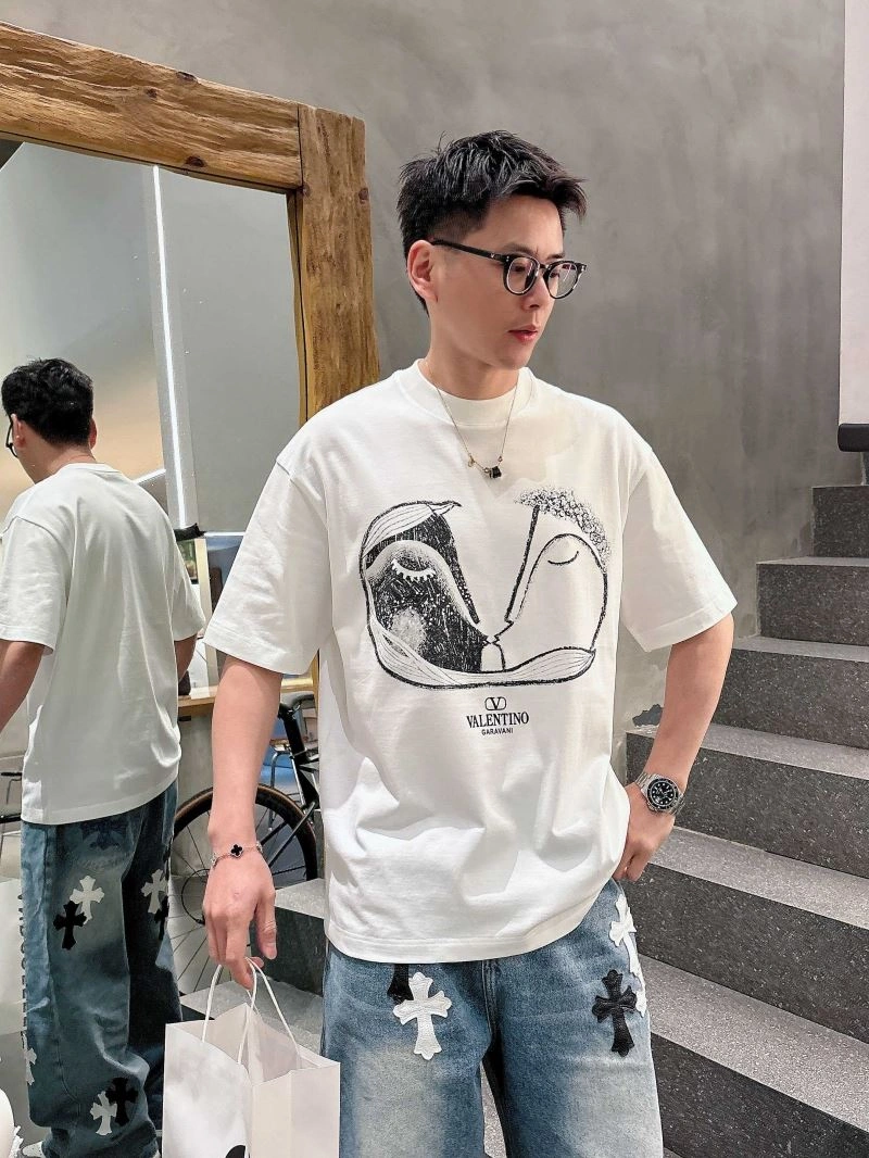 Valentino T-Shirts Bold 174771