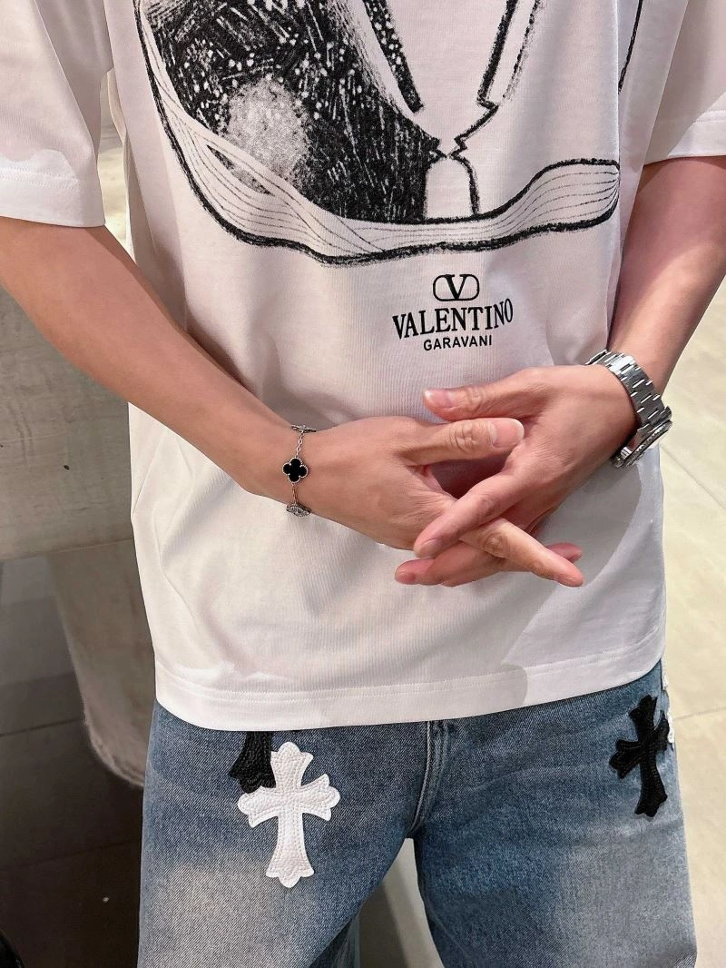 Valentino T-Shirts Bold 174771