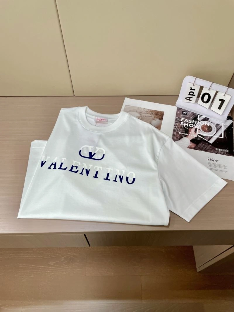 Valentino T-Shirts GoodFit 174666
