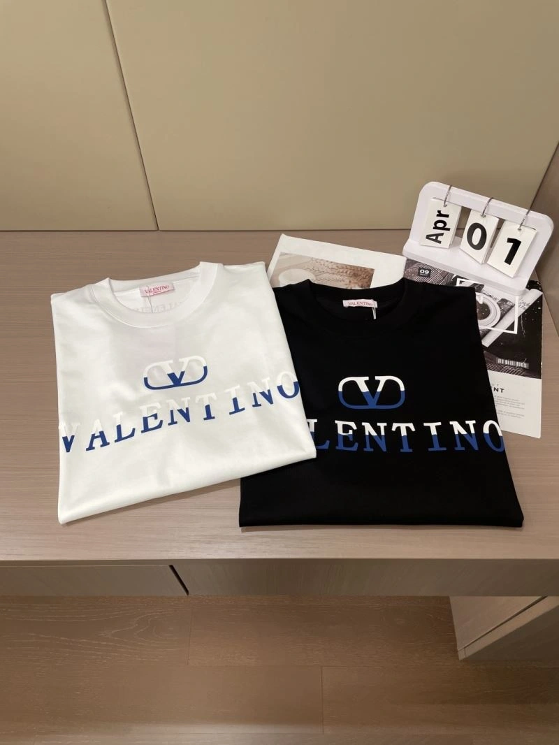 Valentino T-Shirts GoodFit 174666