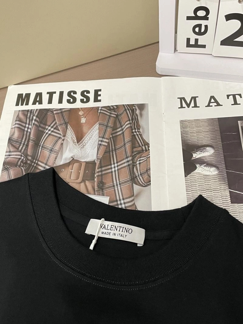 Valentino T-Shirts Stylish 174664