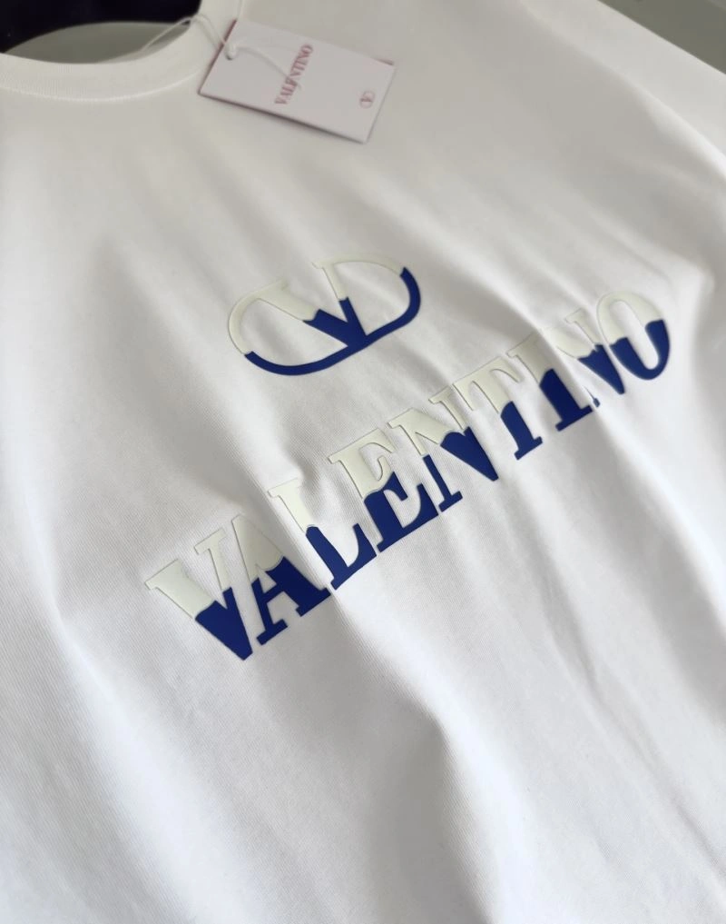 Valentino T-Shirts FashionForward 174645