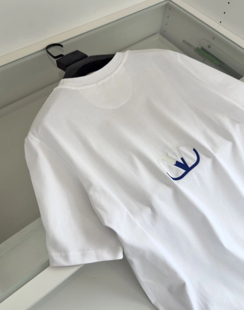 Valentino T-Shirts FashionForward 174645