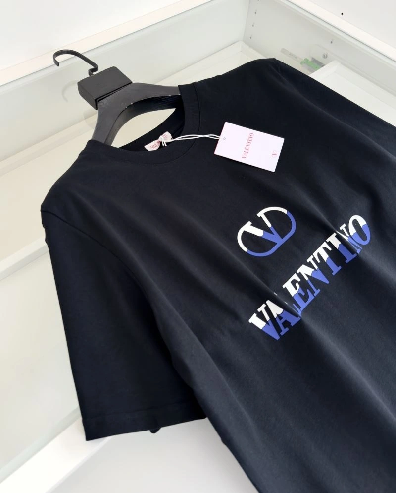 Valentino T-Shirts Bold 174698