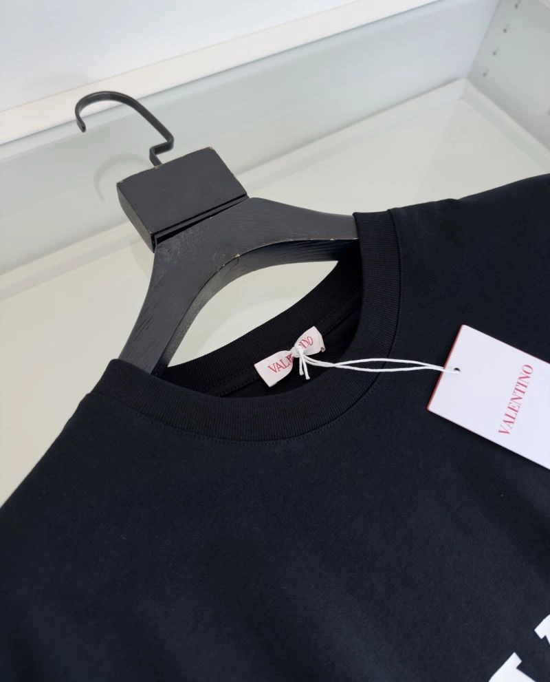 Valentino T-Shirts Bold 174698