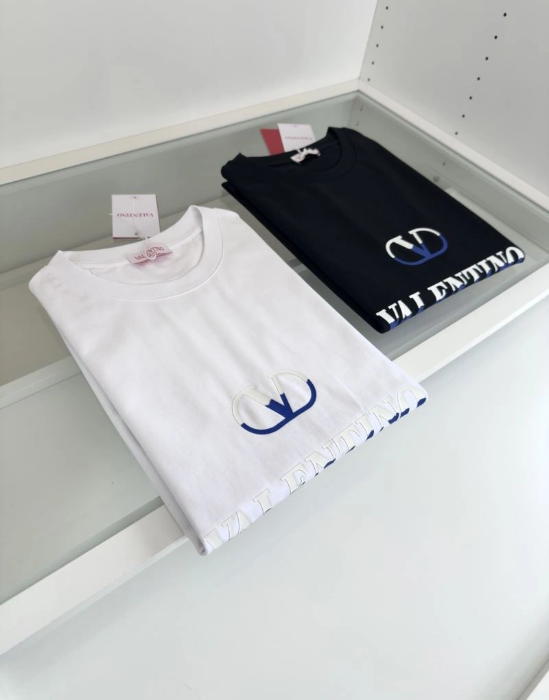 Valentino T-Shirts Bold 174698