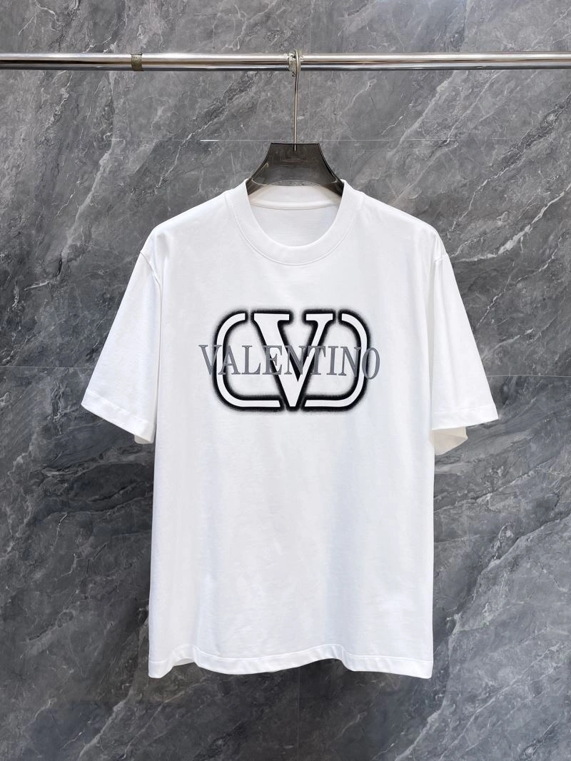 Valentino T-Shirts Versatile 174647