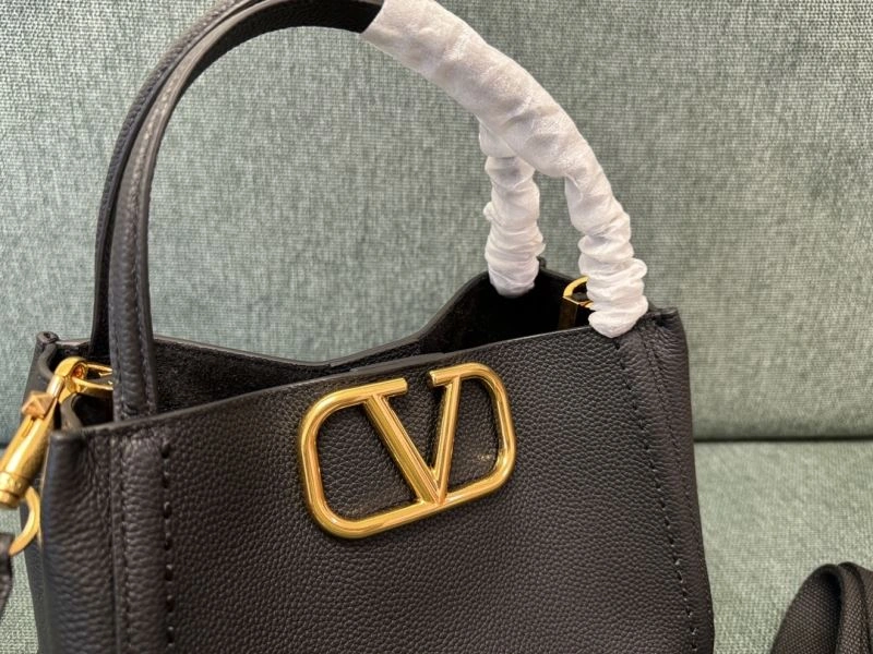 UrbanChic Valentino Top Handle Bags 59540