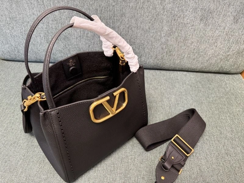UrbanChic Valentino Top Handle Bags 59540