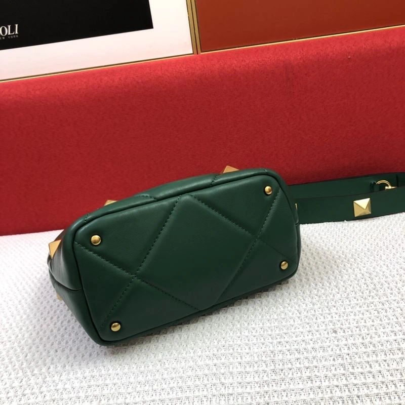 Unisex Valentino Top Handle Bags 81921