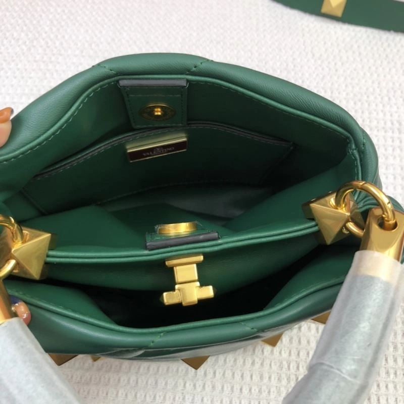 Unisex Valentino Top Handle Bags 81921