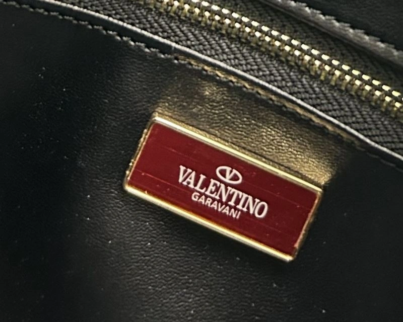 Valentino Top Handle Bags WellDesigned 81922