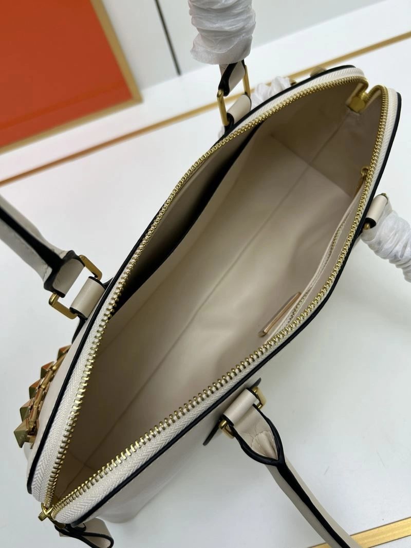 EyeCatching Valentino Top Handle Bags 81899